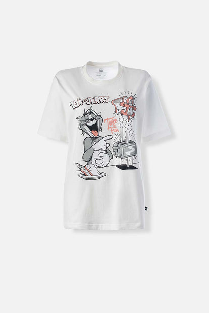  POLERA DE TOM Y JERRY REGULAR FIT PARA MUJER