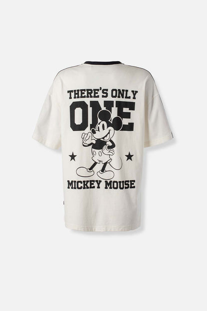  POLERA DE MICKEY MOUSE OVERSIZED FIT PARA MUJER