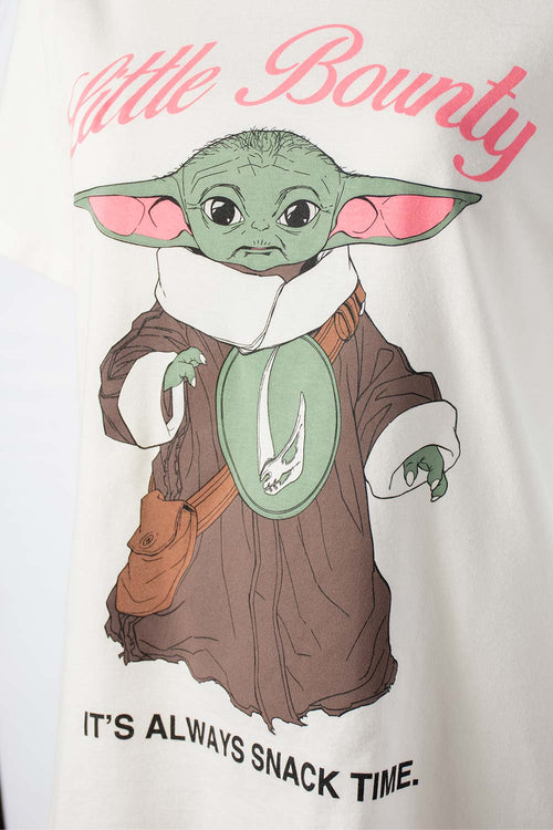 Card slide image -  PIJAMA DE MANDALORIAN CON PANTALON CORTO PARA MUJER