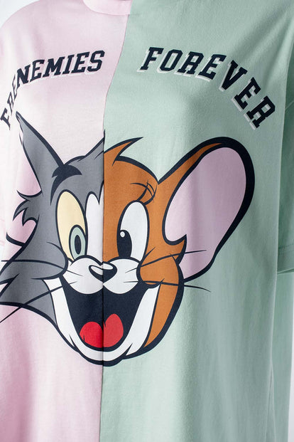  POLERA DE TOM Y JERRY REGULAR FIT PARA MUJER