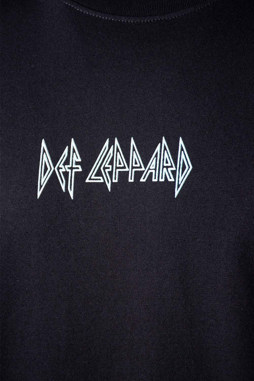 Card slide image -  POLERA DEF LEPPARD RELAX FIT PARA HOMBRE