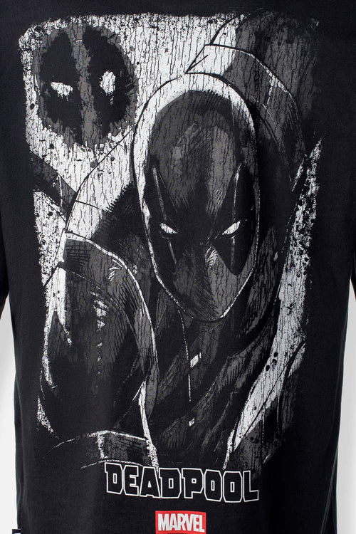 Card slide image -  POLERA DE DEADPOOL RELAX FIT MANGA LARGA PARA HOMBRE